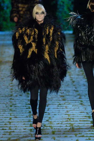 Look 23